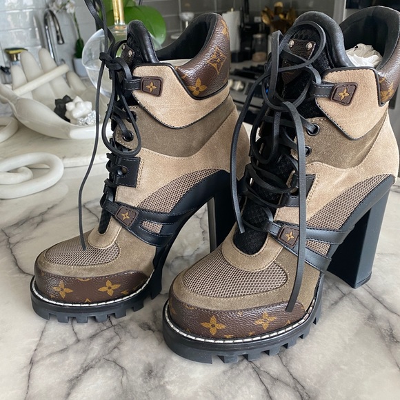 Louis Vuitton Monogram and Suede Star Trail Ankle Boot - Picture 3 of 6